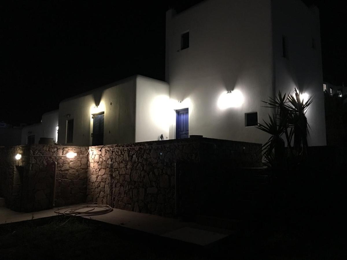 Ornos Seaside Blue Villas 外观 照片