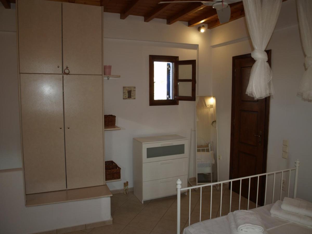 Ornos Seaside Blue Villas 外观 照片