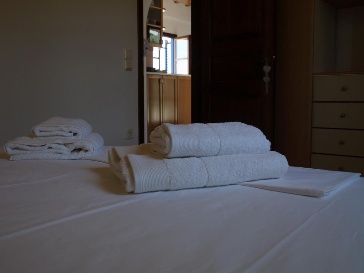 Ornos Seaside Blue Villas 外观 照片